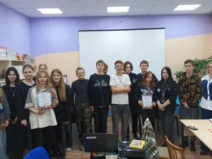 Школьники соревновались в интеллектуальной игре «ИнтеллектУМ»